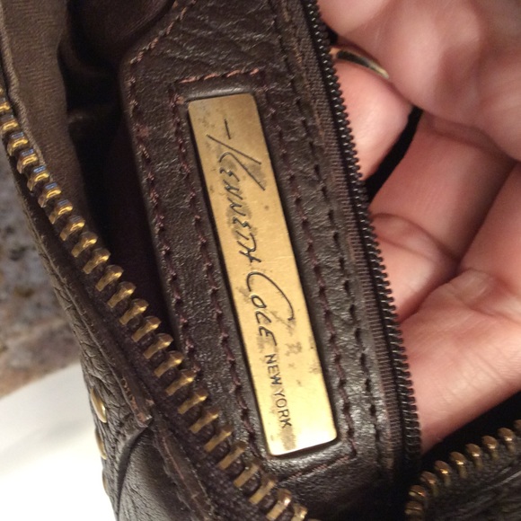 Kenneth Cole genuine leather bag - Picture 3 of 4